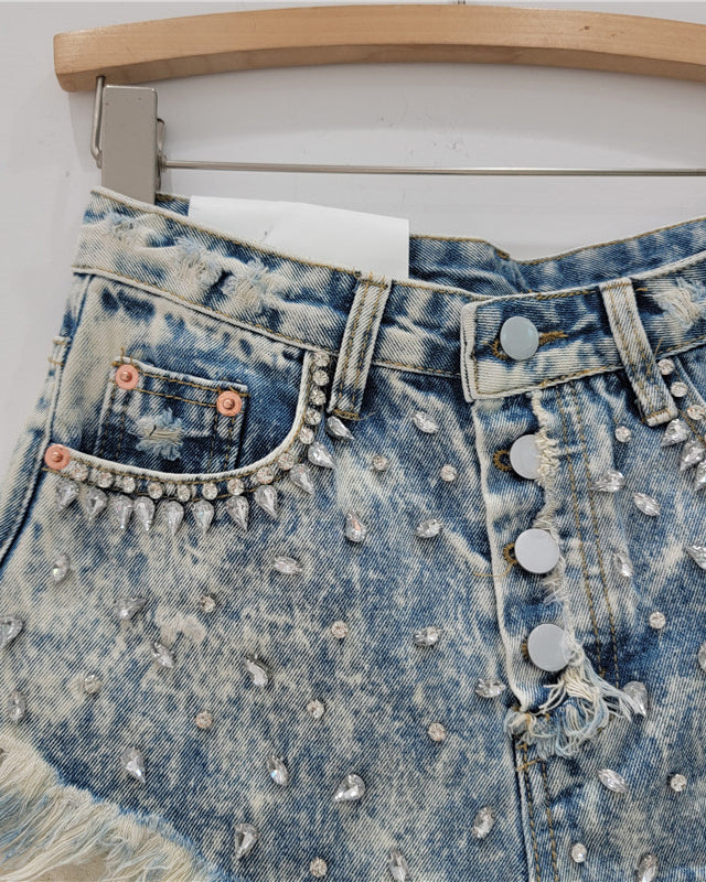 3/4-Jeansshorts mit Strass-Perlen und Fransen