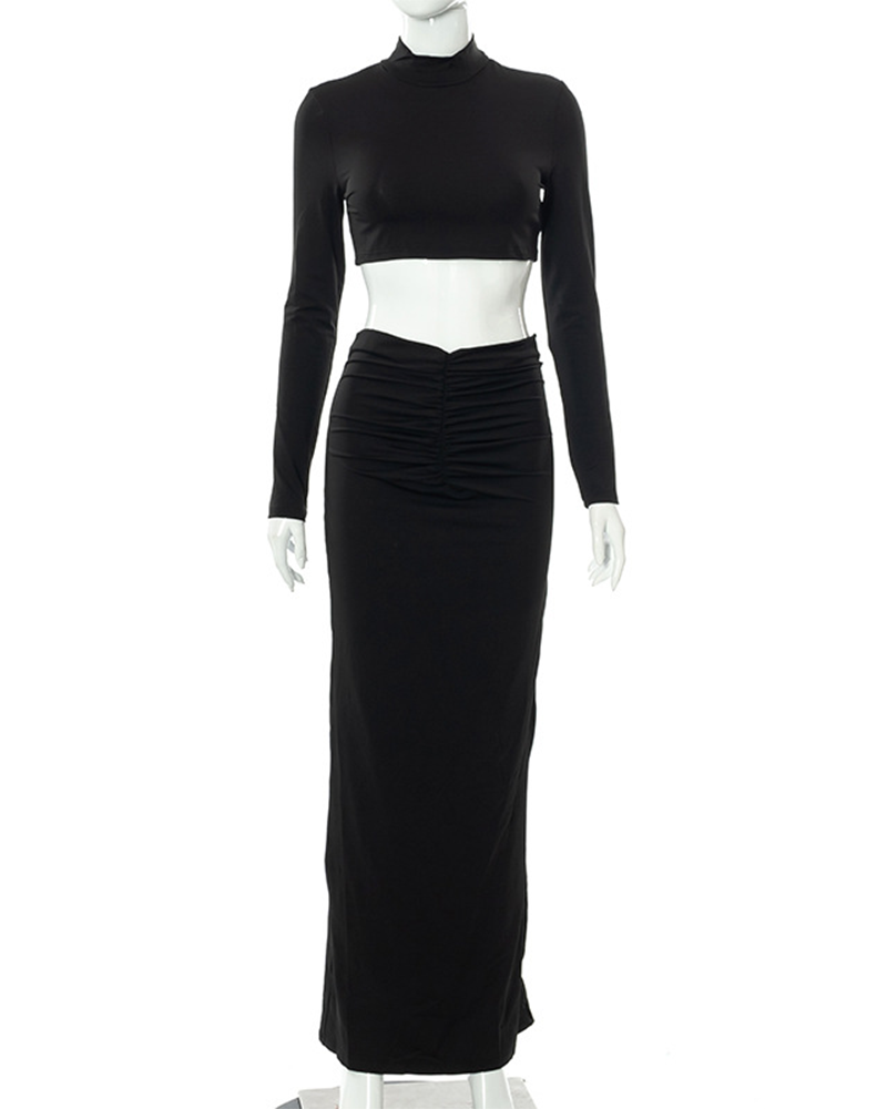 Long-Sleeved Turtleneck Top Pleated Long Skirt Set