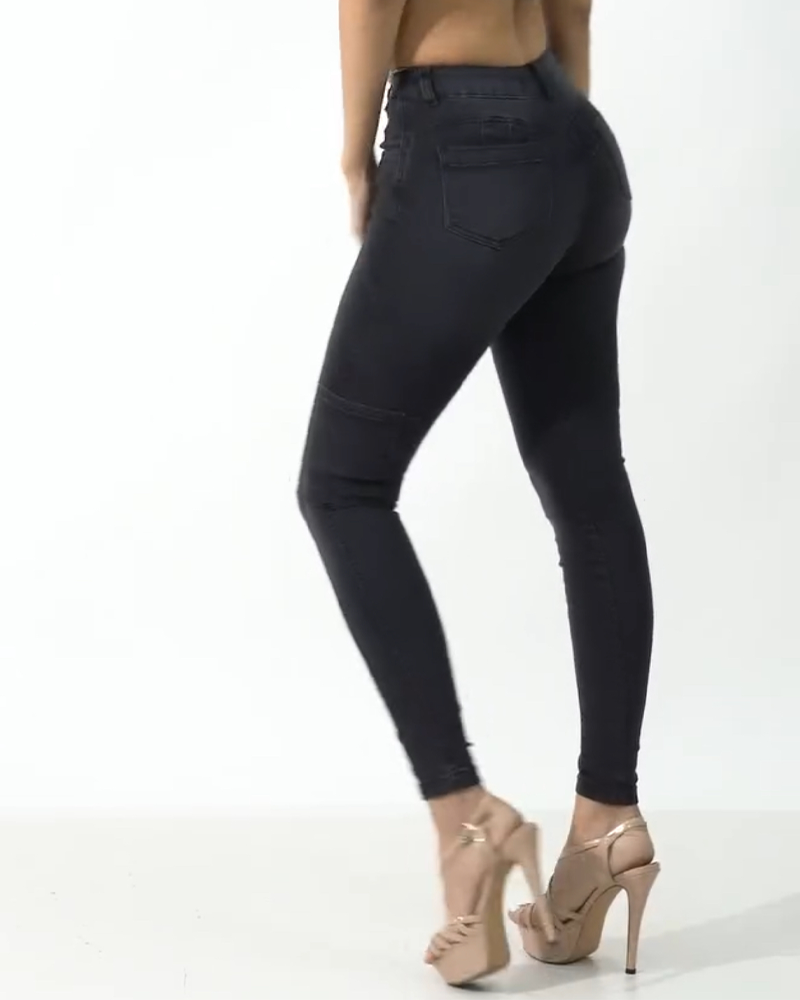 High-Waisted Button Elastic Hip-Lifting Jeans  (Pre-Sale)