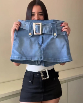 Mini-Jeansrock im Slim-Fit mit hoher Taille und Gürtel