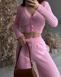 Elegant Long-Sleeved Knit Suit