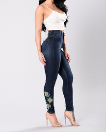 Bestickte elastische Jeans