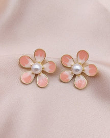 Pendientes vintage de perlas con diseño floral 