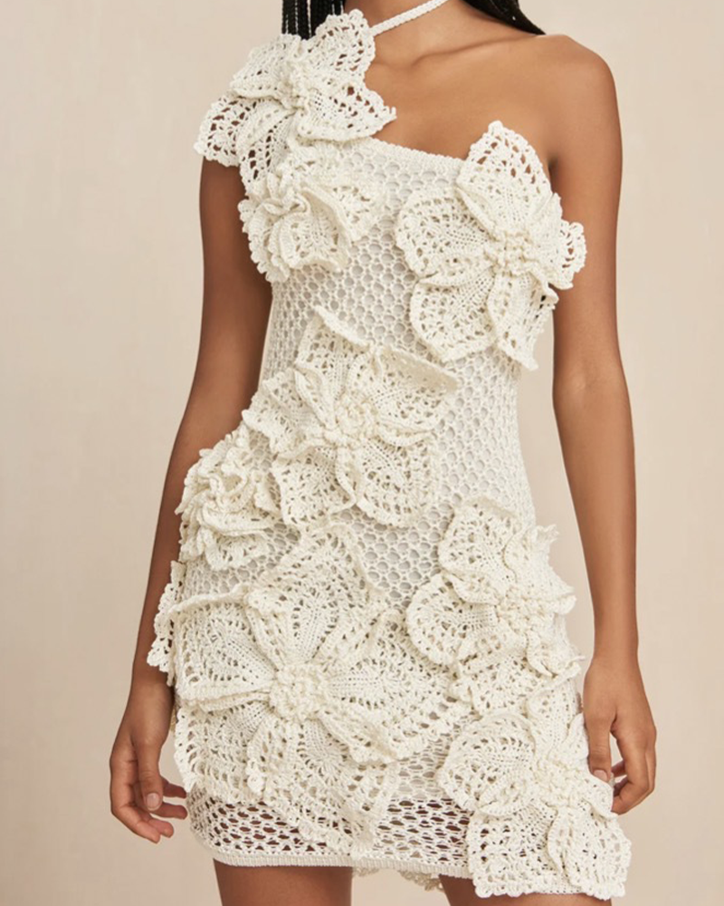 Hang-necked 3D Flower Dress