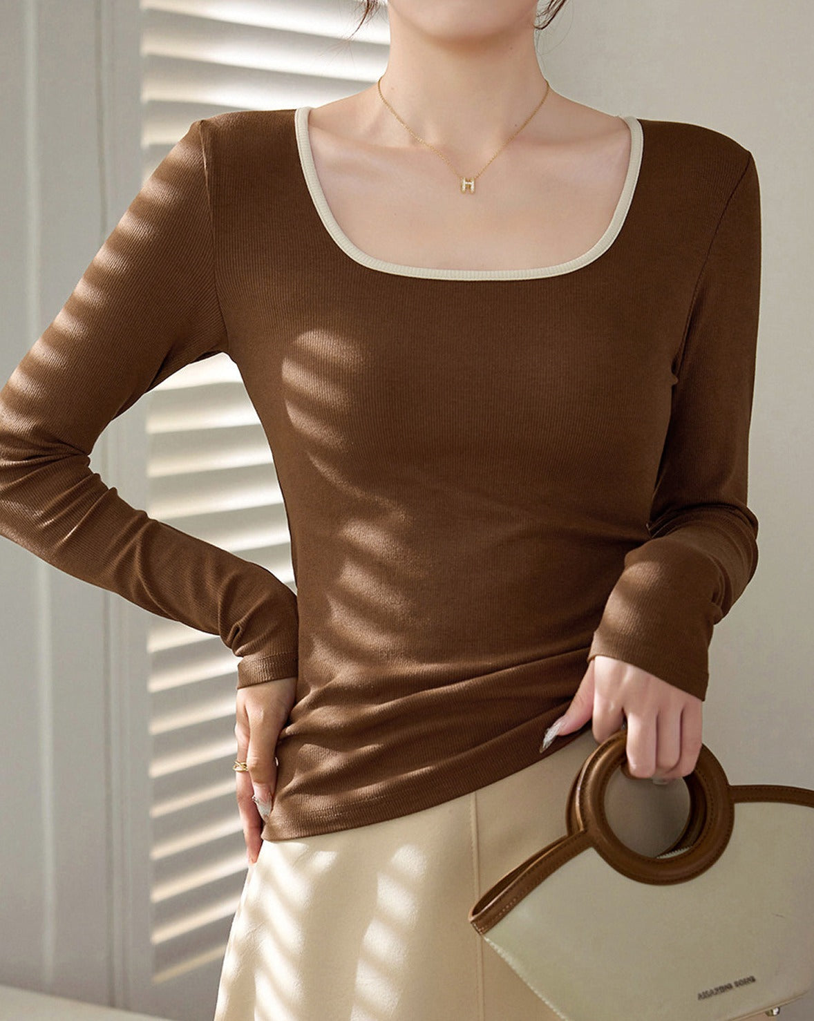 Sliver Lining Contrast Neckline Long Sleeve Top