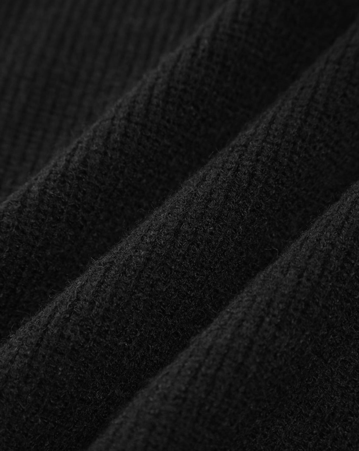 Übergroßer Pullover mit Stehkragen von Shift The Focus