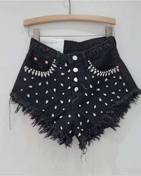 Shorts de mezclilla de 3 cuartos con flecos y cuentas de diamantes de imitación