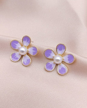 Pendientes vintage de perlas con diseño floral 