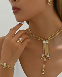 Simple Necklace and Earrings Set Set With Artificial Diamonds