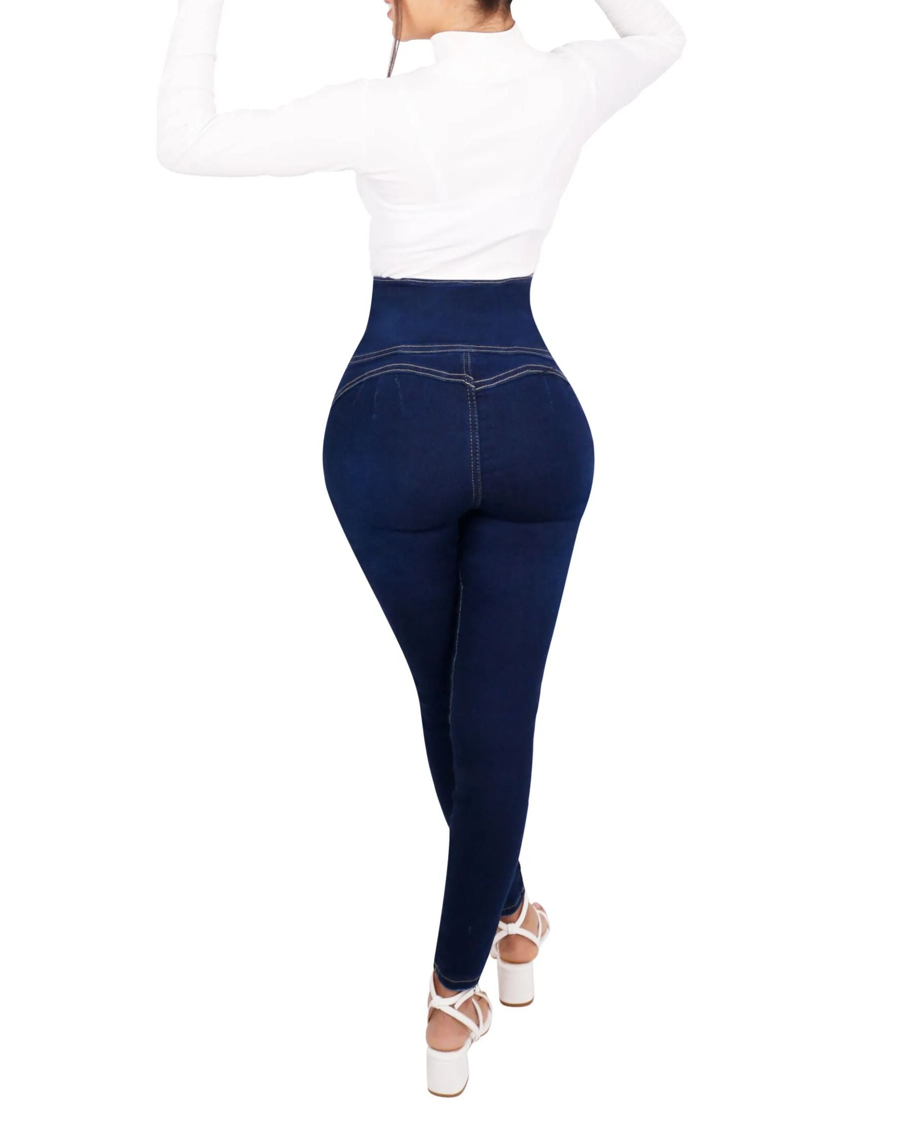 Jeans Adelgazantes Con Glúteos. Barriga y piernas flacas