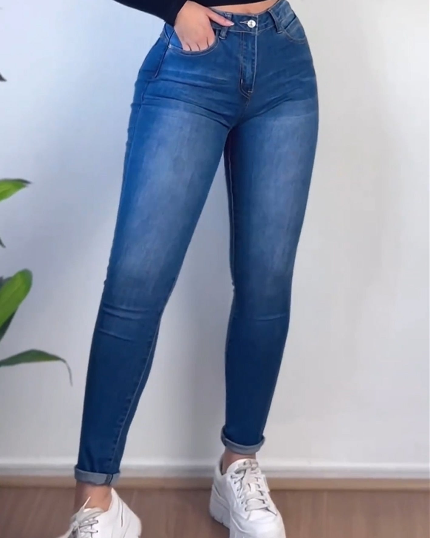 Jeans Con Cinturón Forma