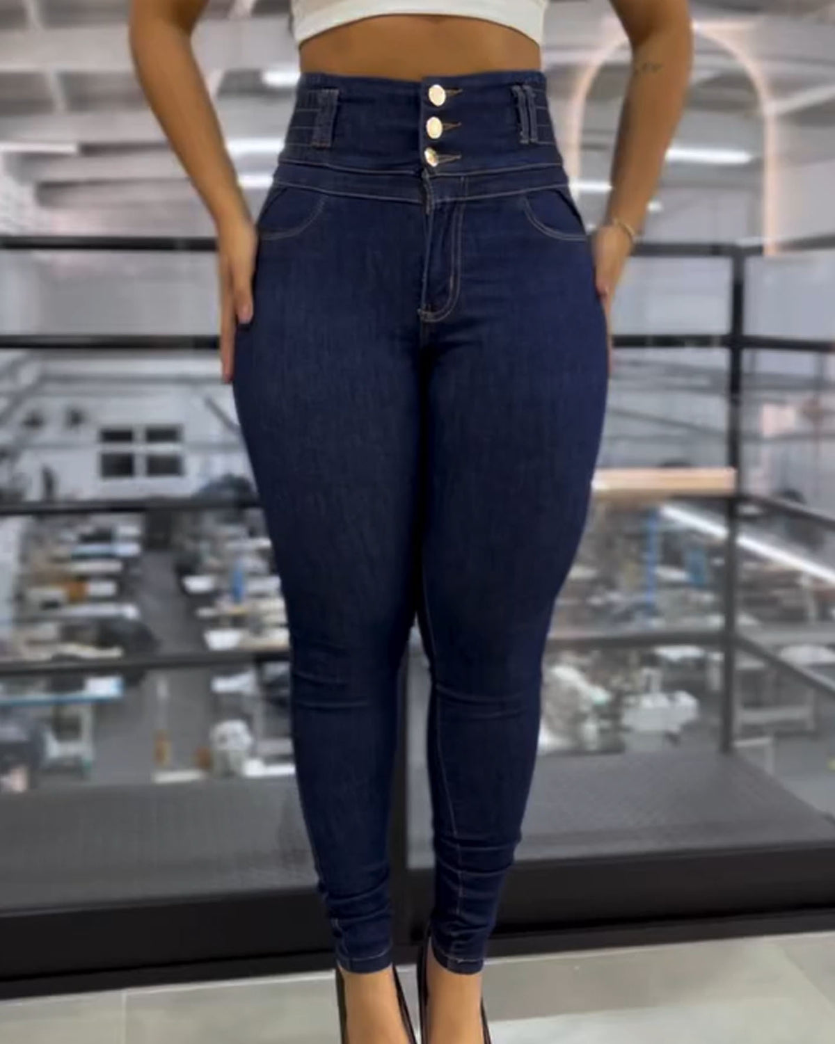 High-Waisted Stretch Jeans
