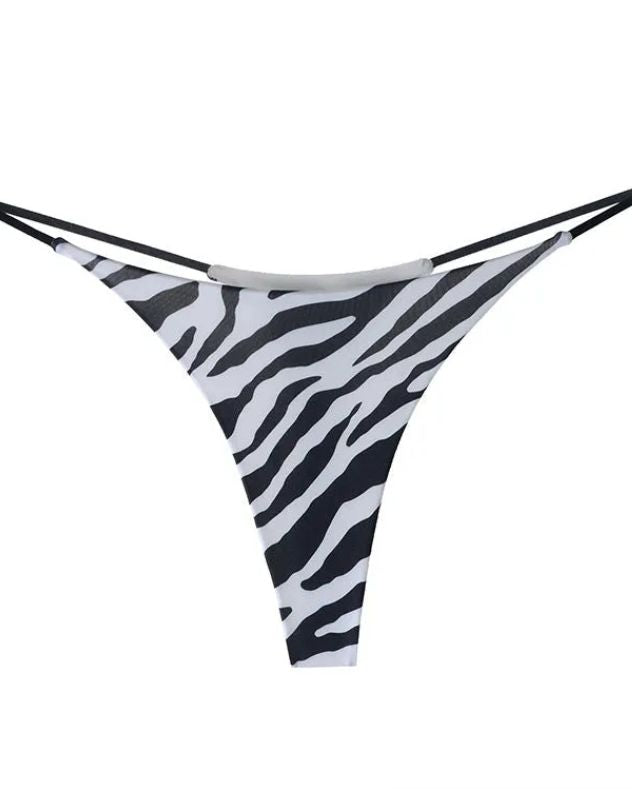 Tanga con espalda en T y estampado de leopardo para mujer