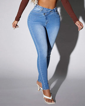 Damen-Jeans mit asymmetrischer Waschung